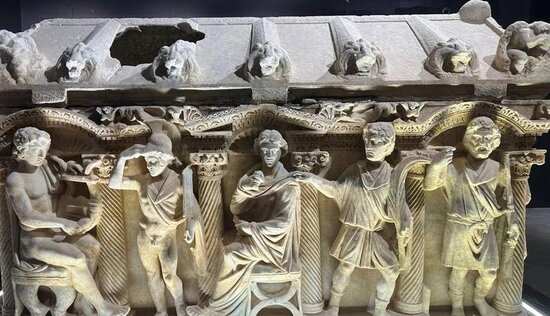 2500 illik sevgi mesajı - Makedoniyalı İsgəndərin yunan generalının məzarı açıldı - FOTO