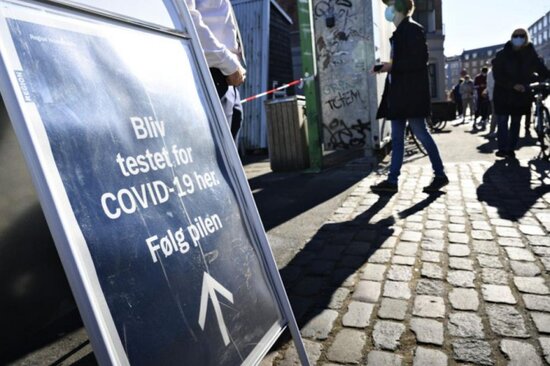 Danimarka bütün COVID-19 test mərkəzlərini bağlayır