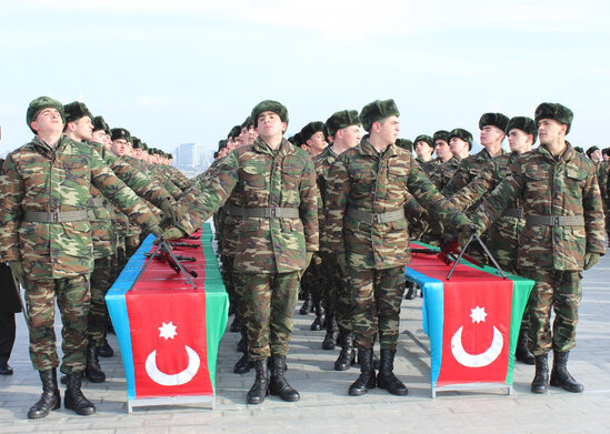 Azərbaycanda hərbi xidmətə növbəti çağırış başlayıb