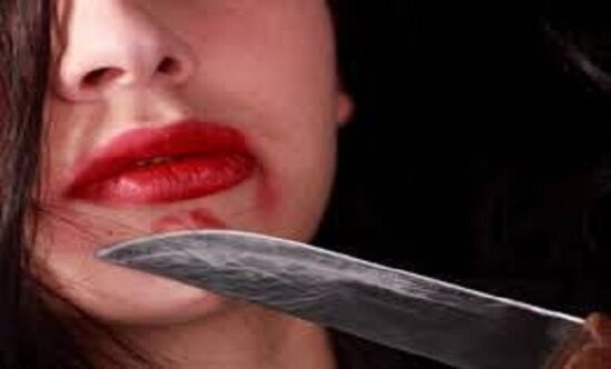 Şamaxıda evə basqın edib qadını çənəsindən bıçaqladılar