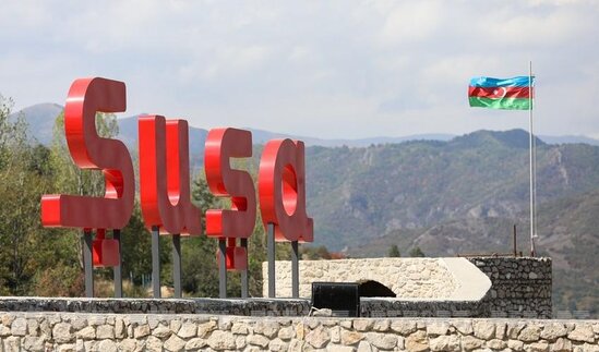 İlk 40 turist Şuşaya yola düşüb