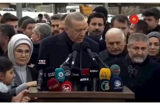 Nazirin Ərdoğanın yanına keçməsi səhnələşdirildi – VİDEO