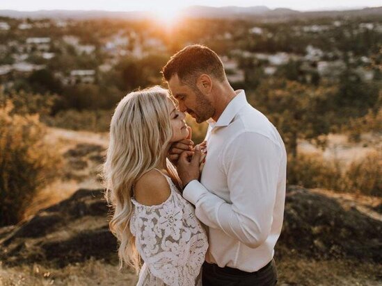 Əri ölən qadın yad kişilərlə əyləndi, bunları görən qaynı oğlu isə... - Hacıqabulda şok