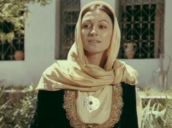 Filmlərə çəkmədilər, hər kəsdən üz döndərdi, ehtiyac içində dünyasını dəyişdi - "Qayınana"ın bəxtsiz Sevdası