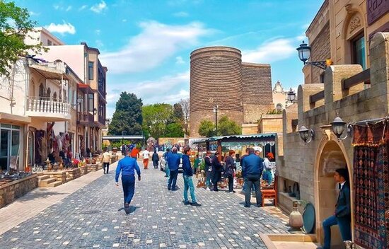 Turizm sektoru pandemiyadan əvvəlki səviyyəyə nə zaman qayıdacaq? - AÇIQLAMA