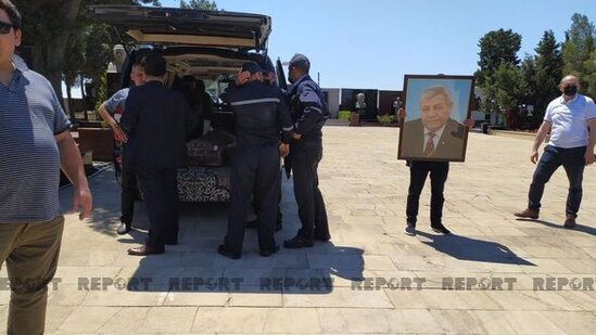 Azərbaycanlı akademik İkinci Fəxri xiyabanda dəfn edildi - YENİLƏNİB + FOTO