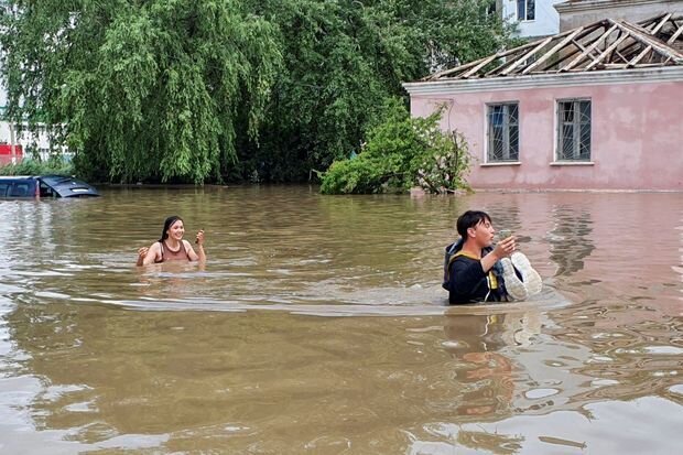 Qazaxıstanda fövqəladə vəziyyət elan edildi