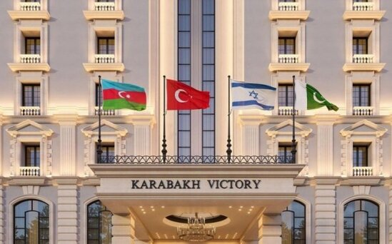 İlham Əliyev və xanımı Şuşada "Qarabağ" hotelinin açılışında