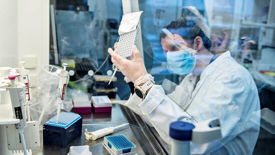 Qızdırma, baş ağrıları, ishal... - COVID-19, yoxsa mövsümi qrip? - VİDEO