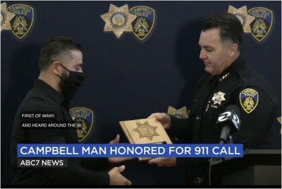 ABŞ-da azərbaycanlı yüzlərlə insanın həyatını xilas etdi, polis onu mükafatlandırdı - VİDEO