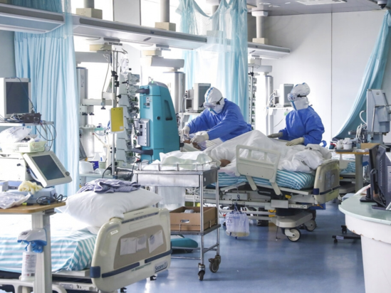 Siqaret çəkənlər koronavirusu yüngül keçirir? - AÇIQLAMA