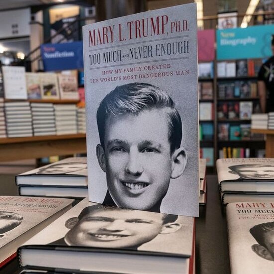 Tramp qardaşı qızından 100 milyon dollar təzminat istəyir - FOTO