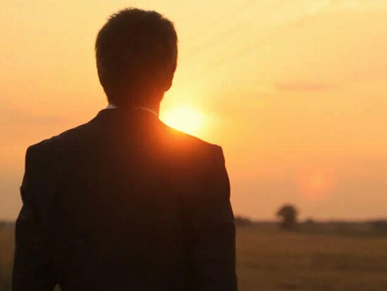 Azərbaycanda tələbə "WhatsApp"da status yazıb intihar etdi - FOTO