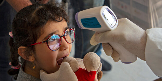Baş pediatrdan valideynlərə uşaqla bağlı XƏBƏRDARLIQ - Bunu etməyin!