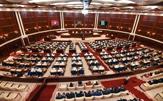 Azərbaycanda işgüzar nüfuzun ləkələnməsi ilə bağlı cinayət məsuliyyətinin olması təklif edilib