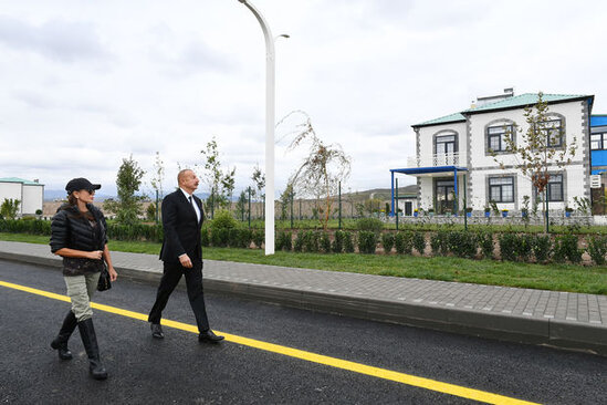 İlham Əliyev və Mehriban Əliyevanın Zəngilan səfərindən geniş reportaj - CANLI YAYIM