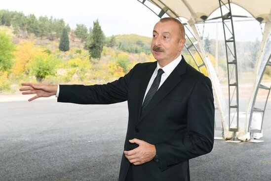 İlham Əliyev: "Buradan Naxçıvana yol açılacaq"
