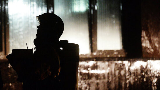 Masallıda ikimərtəbəli ev yandı