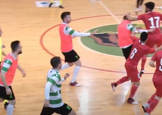 Azərbaycan çempionunun oyununda əlbəyaxa dava - VİDEO