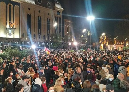 Gürcüstanda keçirilən aksiyada deputat mandatından imtina ETDİ