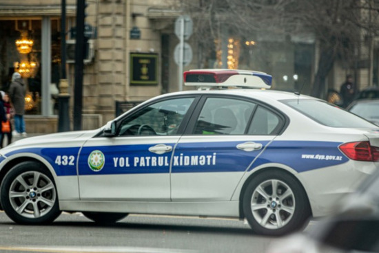 Polisdən küçələrə zibil atan sürücü və sərnişinlərə XƏBƏRDARLIQ - FOTO
