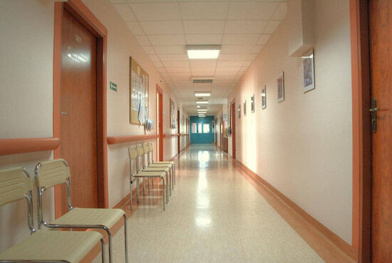 Bakıda kişi xəstəxanada qəfildən öldü