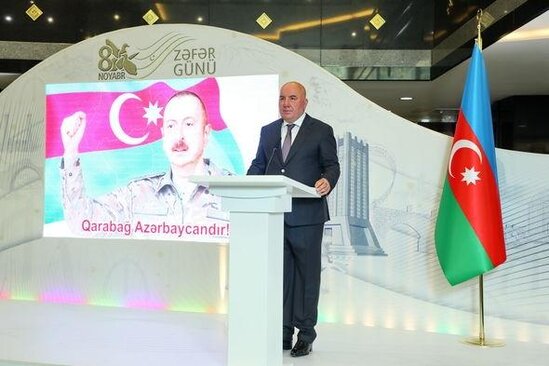 500 manatlıq xatirə pul nişanları dövriyyəyə buraxıldı - Fotolar