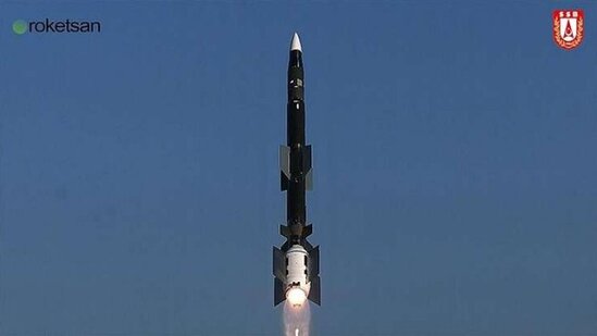 Türkiyə yeni raketini uğurla sınaqdan keçirdi