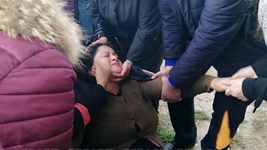 Bakıda sərnişin avtobusu 2 nəfəri vurdu