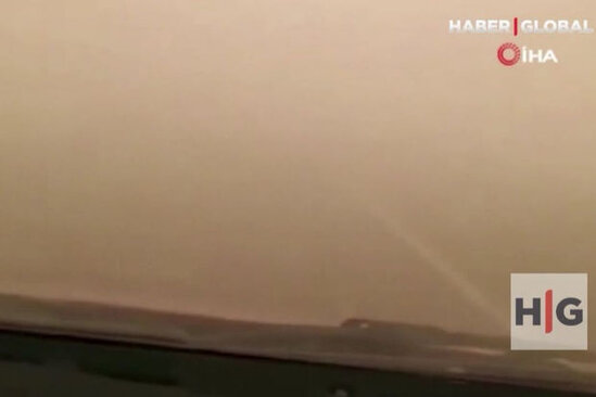 İordaniyada güclü qum fırtınası avtomobil yollarında qəzalara səbəb olub