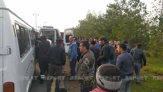 Oğuzda iki mikroavtobus toqquşub: Xəsarət alanlar var - FOTO