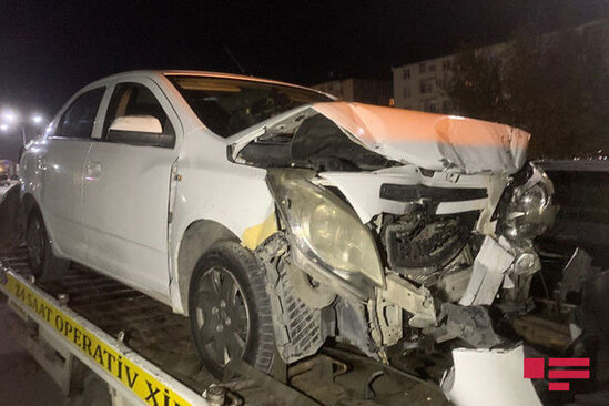 Abşeronda qadın sərxoş halda avtomobili qaçırıb qəza törətdi - FOTO