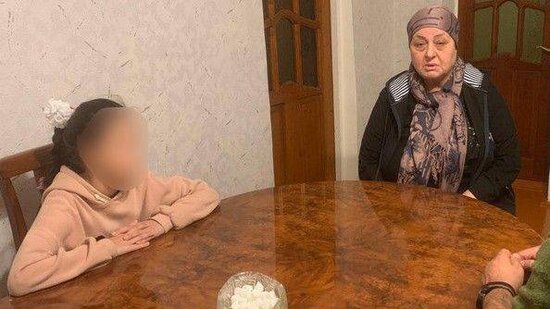 Bakıda naməlum şəxs 5-ci sinif şagirdini maşınına mindirərək oğurlamaq istədi - FOTO