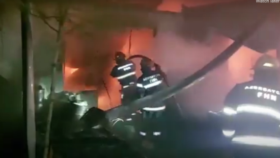 Şəmkirdə bazar yandı - VİDEO