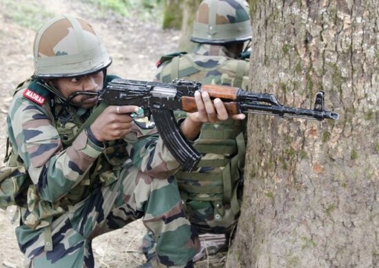 DƏHŞƏT - Hərbçilər mülki insanları güllələdilər