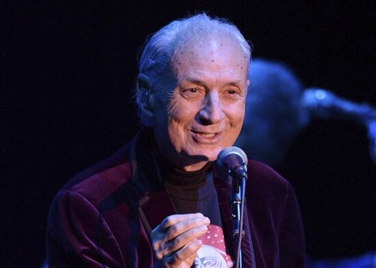 Məşhur amerikalı müğənni ÖLDÜ