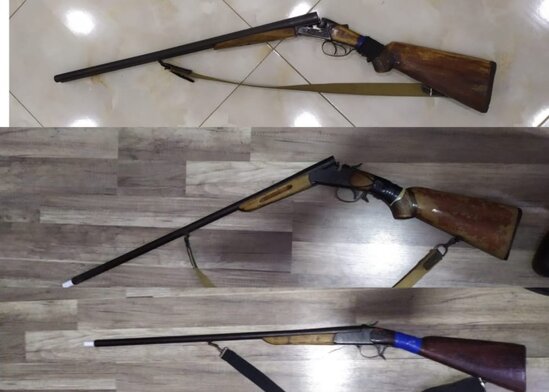 Polis qanunsuz silahlar aşkarladı