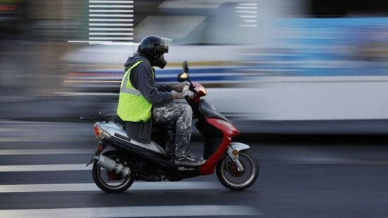 DYP-dən moped sürücüləri ilə bağlı AÇIQLAMA
