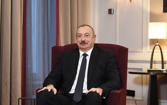 Sinif yoldaşları Prezidenti təbrik etdi