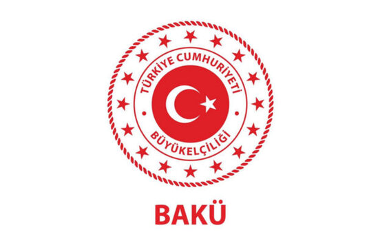 Türkiyə səfirliyi yol qəzasında ölən azərbaycanlıların ailələrinə başsağlığı verib - FOTO
