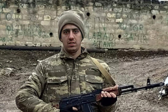Qazi: "Uşaqlar döyüş mövqeyini buraxmamaq üçün şəhid yoldaşlarının silahı ilə atırdı" – FOTO/VİDEO