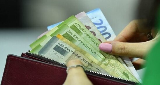 Azərbaycanda ana qızına qarşı dələduzluq etdi