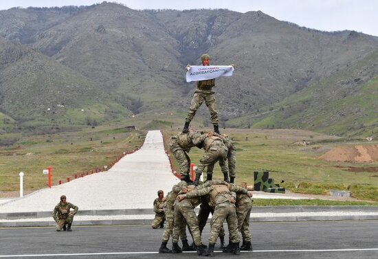 Prezident və ailəsinin Hadruta səfərindən FOTOLAR