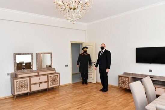 Bakıda Prezidentin iştirakı ilə şəhid ailələri və hərbçilər üçün mənzillər istifadəyə verildi - YENİLƏNİB+FOTO