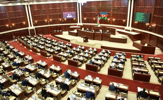 Milli Məclisdə komissiya yaradıldı