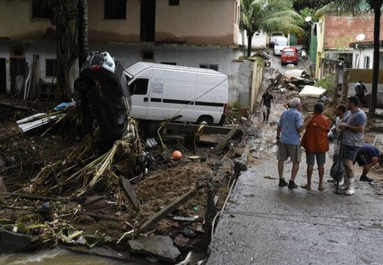 Təbii fəlakət onlarla can aldı: Yüzlərlə yaralı var