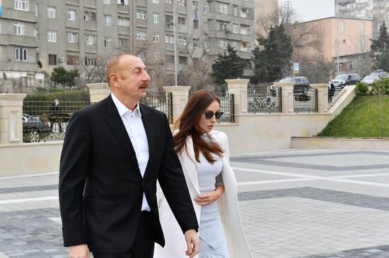 Prezidentlə xanımı "Fatimeyi Zəhra" məscidində - FOTOLAR