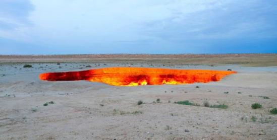 "Cəhənnəm qapısı" adlanan bu quyu 50 ilə yaxındır ki, sönmür - VİDEO