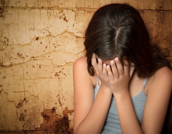 Komitə qayınanası və əri tərəfindən döyülən qadının məsələsini nəzarətə götürdü - YENİLƏNİB + FOTO