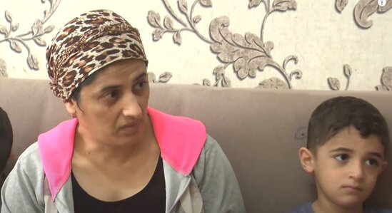 4 övladı xəstə olan hərbçi ailəsindən müraciət: Xahiş edirəm kömək edin - VİDEO